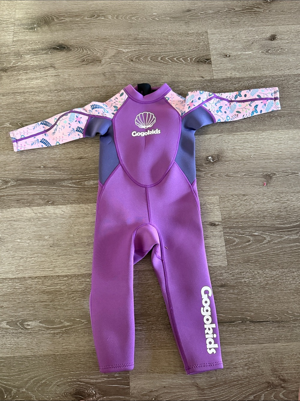 Kids Gogo Kids Purple and Pink Wetsuit, size 3T